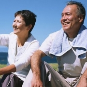 中老年人保养之道 常活动筋骨最重要